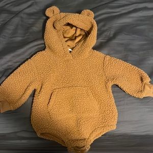 Old Navy Baby Boy one piece size 3-6MONTHS